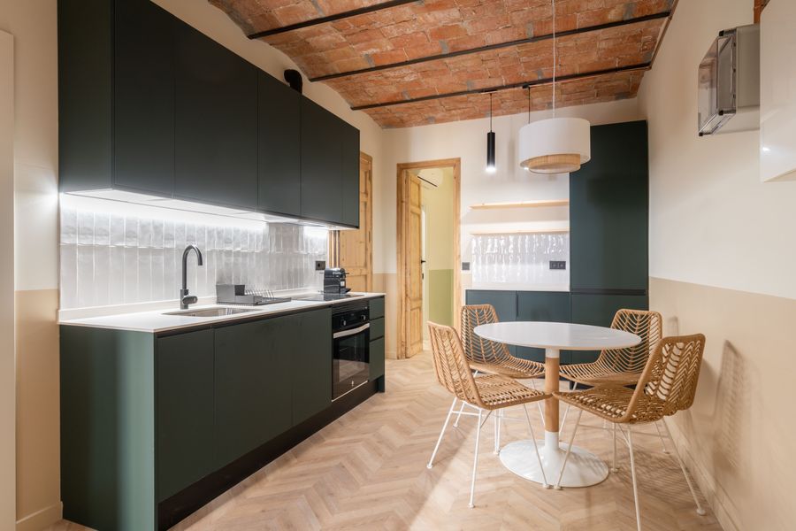 2-Bedroom 2-Bathroom Apartment - 123
