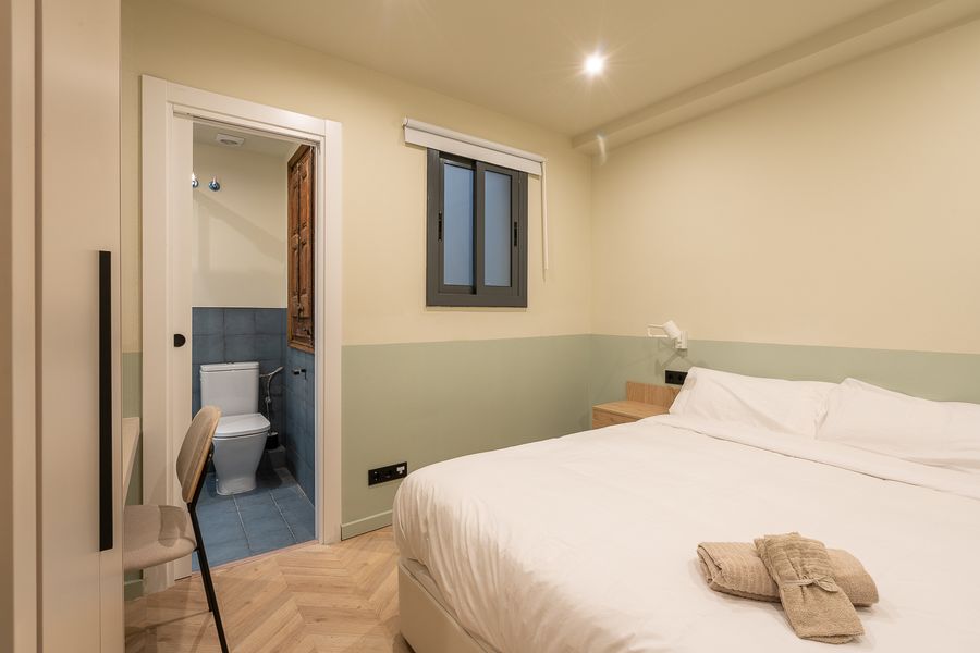 2-Bedroom 2-Bathroom Apartment - ENT41