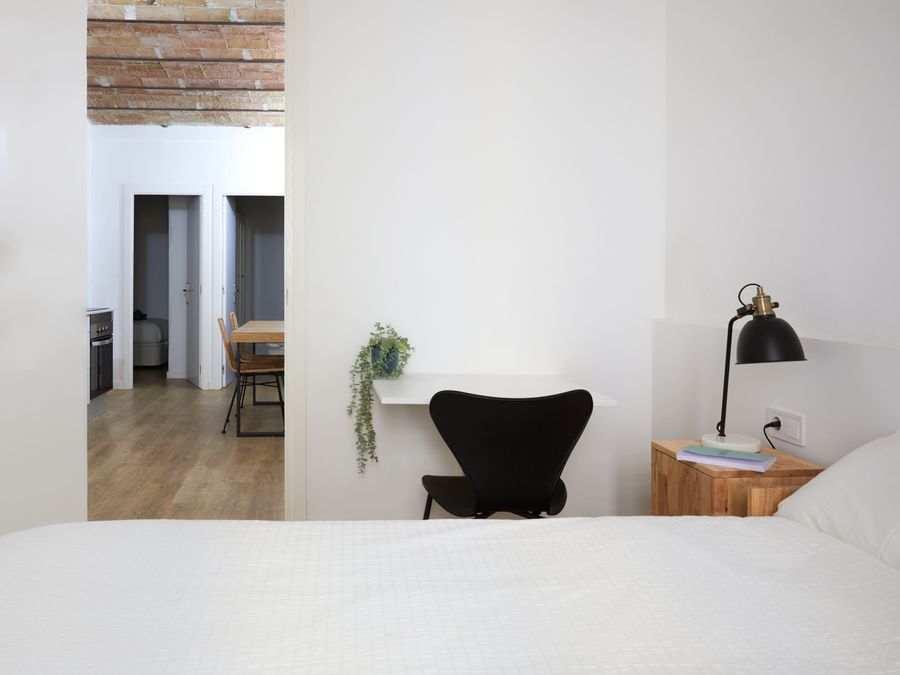 3-Bedroom 1-Bathroom Apartment - PRAL21