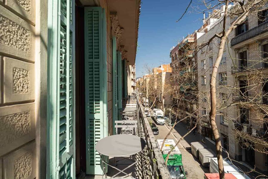 3-Bedroom 2-Bathroom Apartment - 111