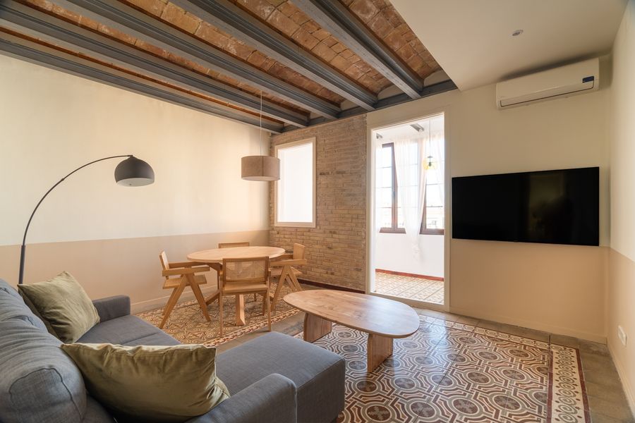 1-Bedroom Penthouse with Terrace - 516