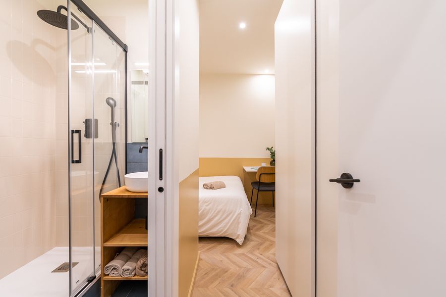 3-Bedroom 2-Bathroom Apartment - 123