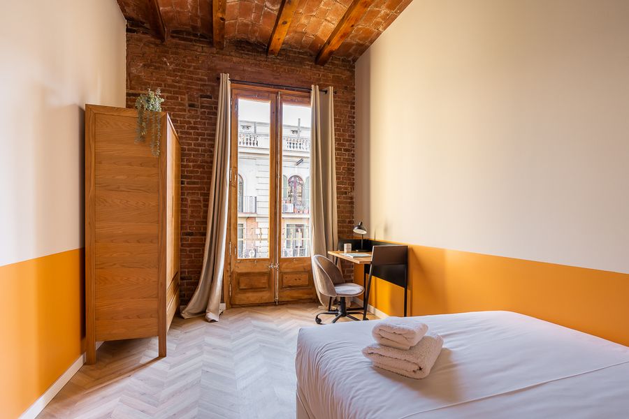 4-Bedroom 2-Bathroom Apartment - 322