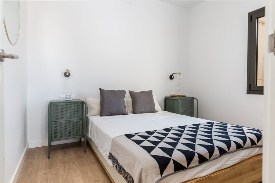 1-Bedroom Penthouse with Terrace - 516