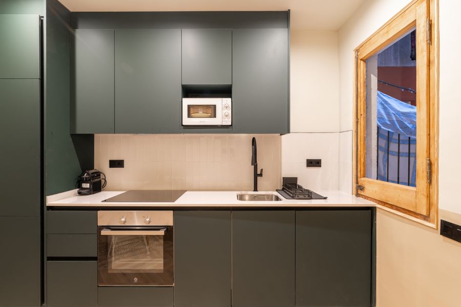 3-Bedroom 3-Bathroom Apartment - PRAL21