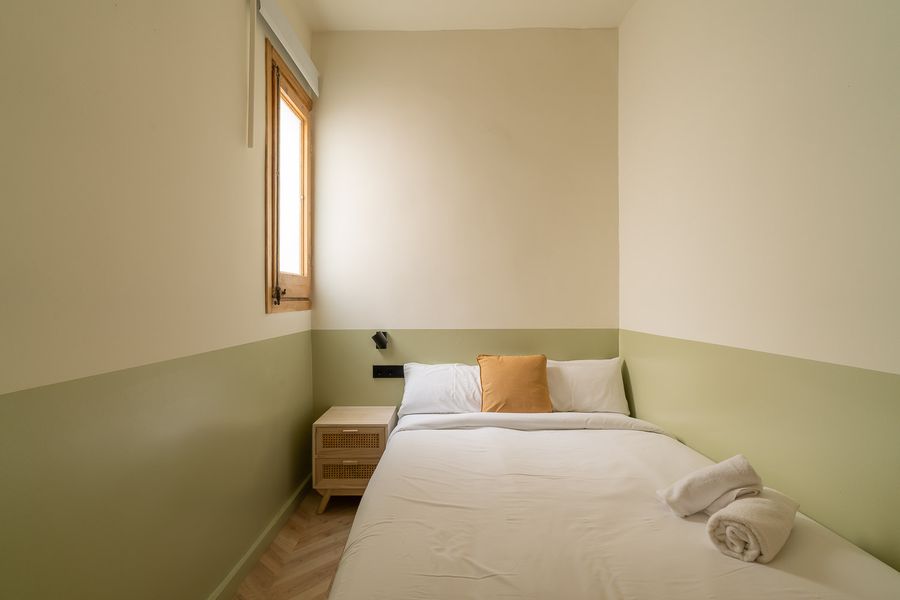 Standar with Private Bathroom - 41C5