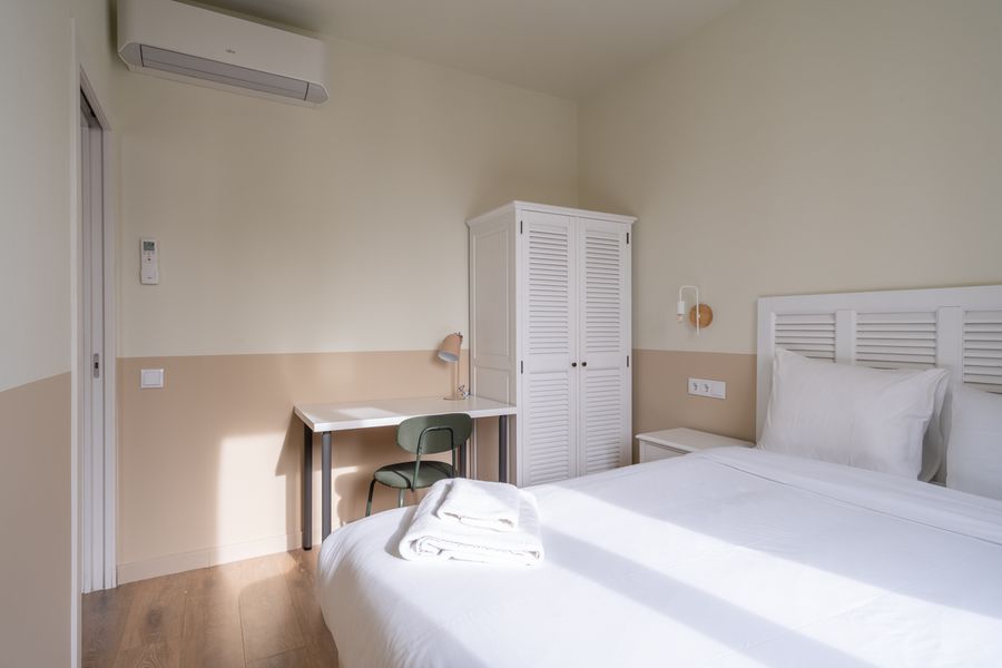 2-Bedroom 1-Bathroom Apartment - 526