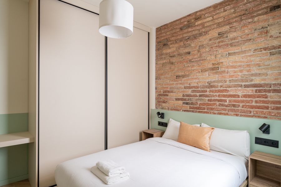 3-Bedroom 2-Bathroom Apartment - 244