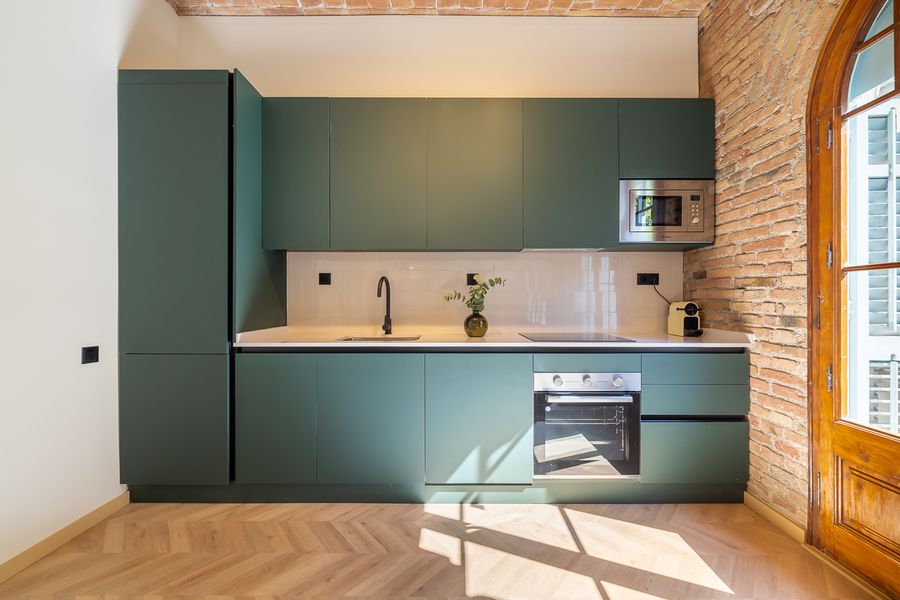 3-Bedroom 2-Bathroom Apartment - 123