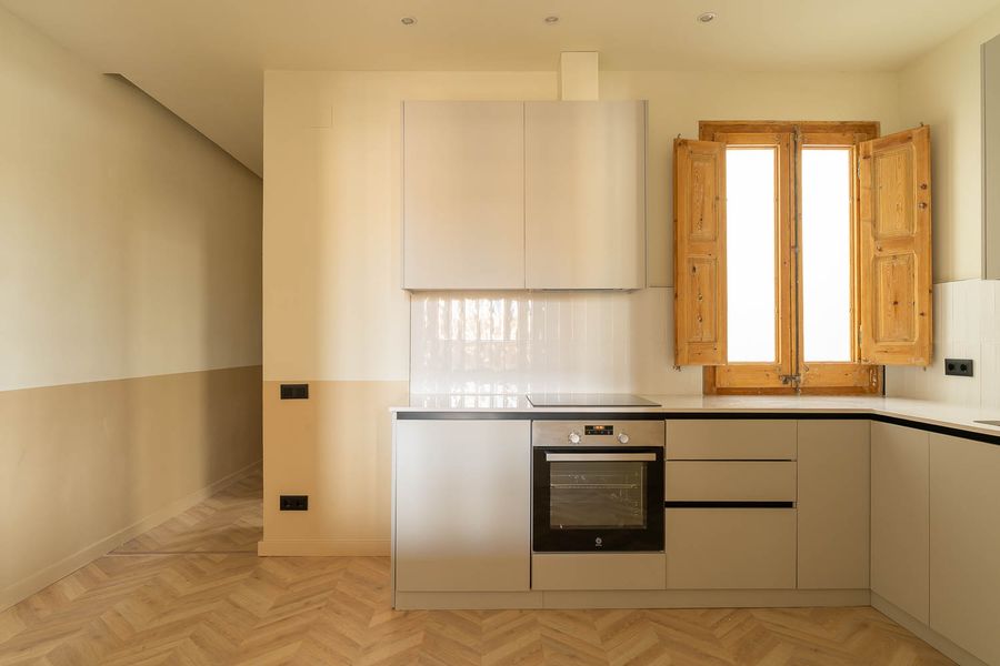 Standar with Private Bathroom - 41C5
