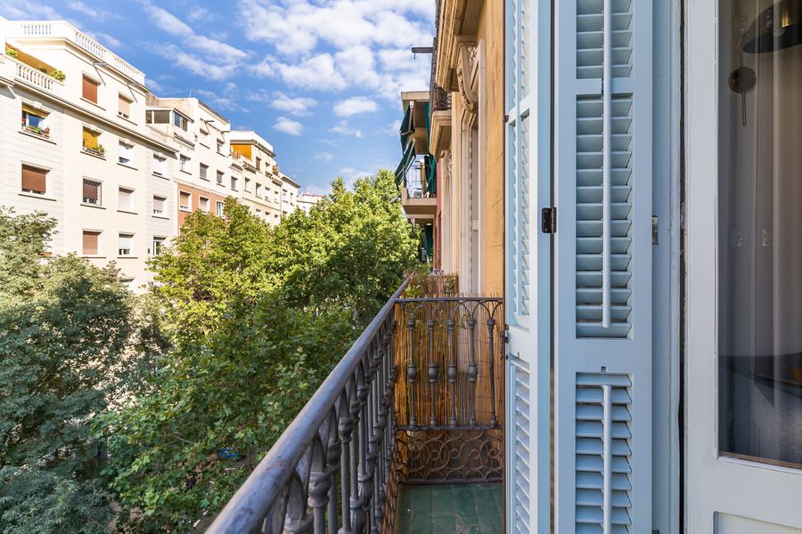 3-Bedroom 2-Bathroom Apartment - 325