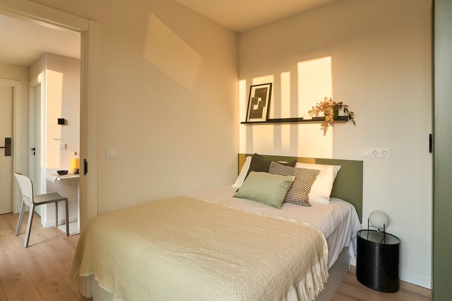 The two bedrooms (2+2)