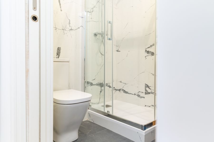 Superior Double Ensuite Room with Balcony - PRALB1