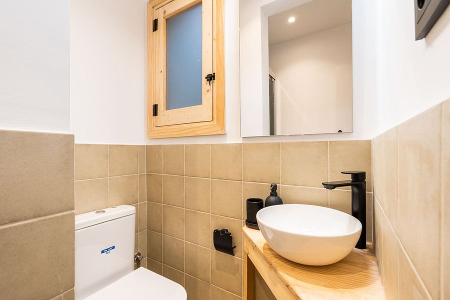 3-Bedroom 2-Bathroom Apartment - 325