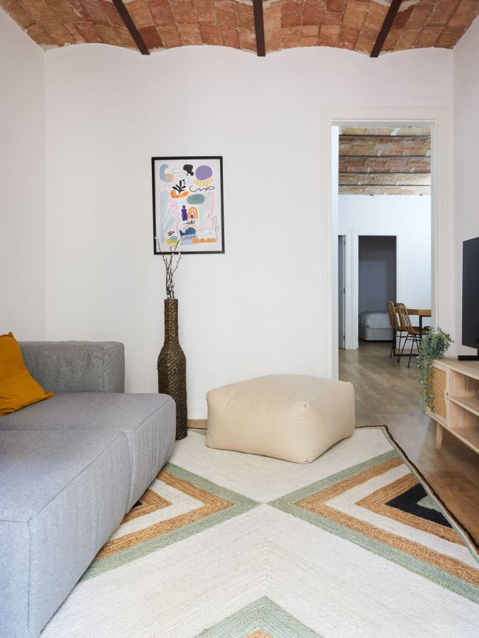 3-Bedroom 1-Bathroom Apartment - PRAL21