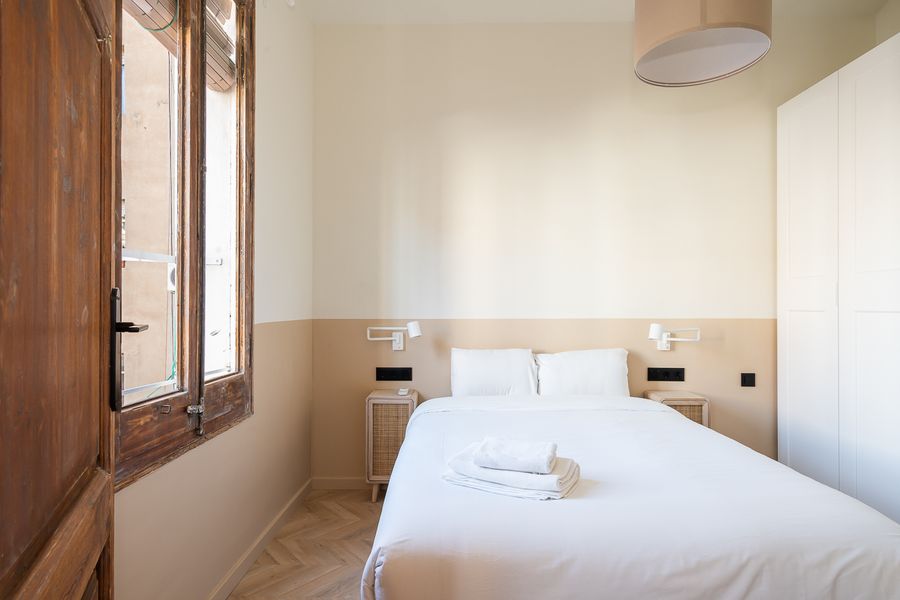 3-Bedroom 1-Bathroom Apartment - 214