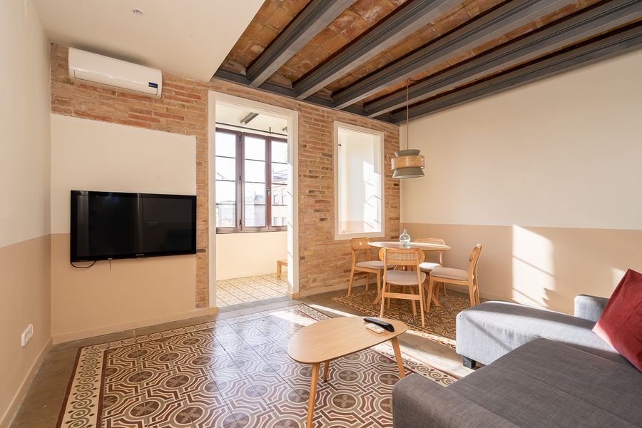 1-Bedroom Penthouse with Terrace - 526
