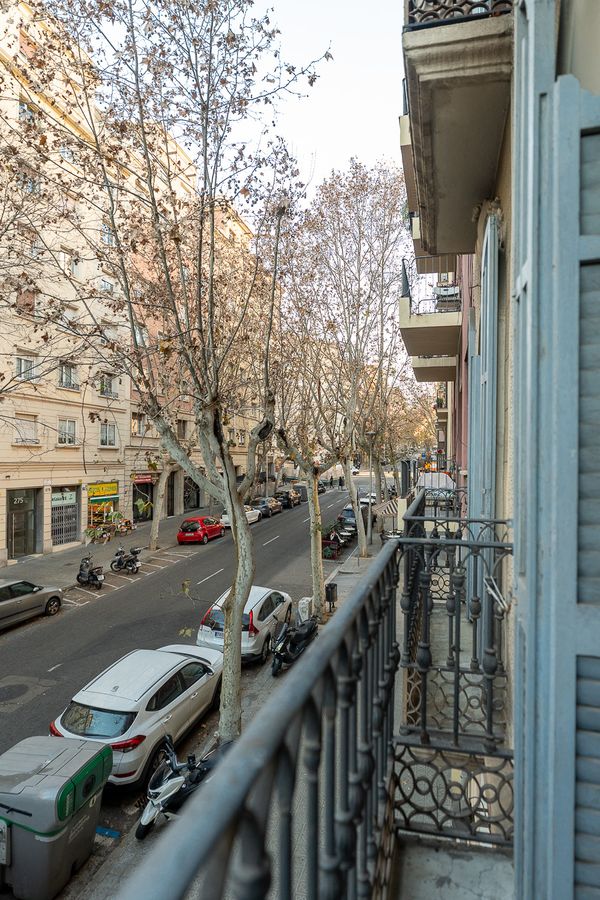 3-Bedroom 2-Bathroom Apartment - PRAL32