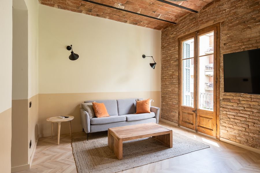 3-Bedroom 2-Bathroom Apartment - 335
