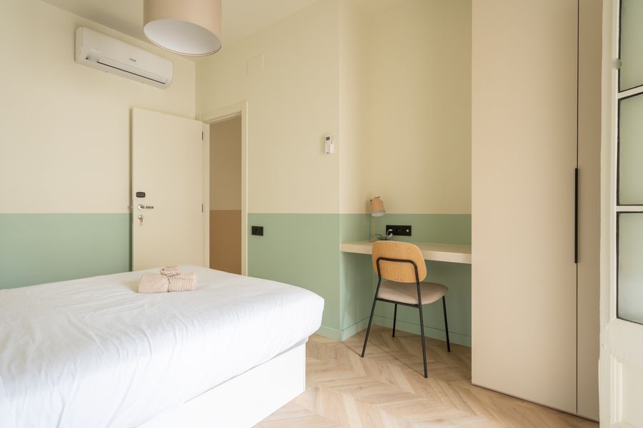 Superior Double Room with Shared Bathroom and Gallery - 42C5