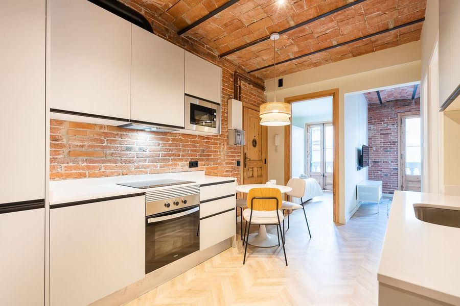 3-Bedroom 1-Bathroom Apartment - 315