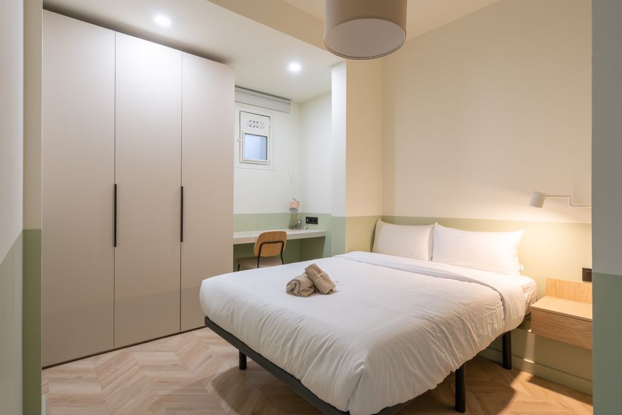 Superior Double Ensuite Room - 42E5
