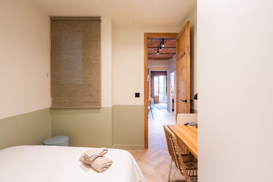 3-Bedroom 2-Bathroom Apartment - 225