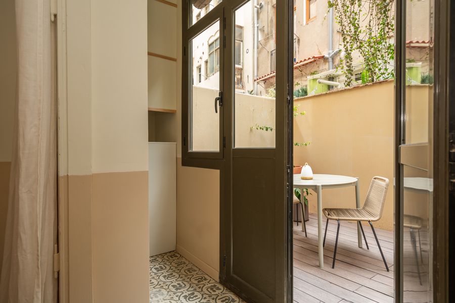 1-Bedroom Apartment with Terrace - PB20