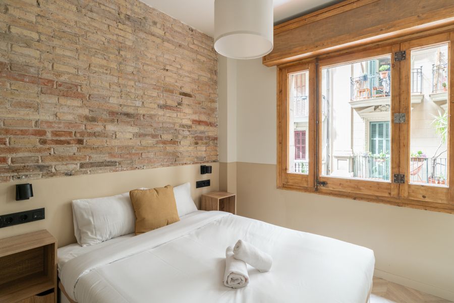 3-Bedroom 3-Bathroom Apartment - PRAL21