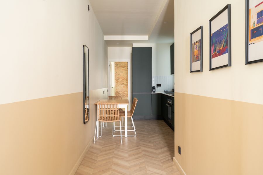 2-Bedroom 2-Bathroom Apartment - 212