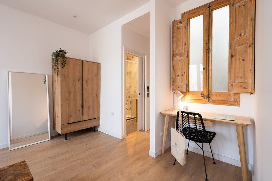 Premium Double Ensuite Room with Balcony - 41A5
