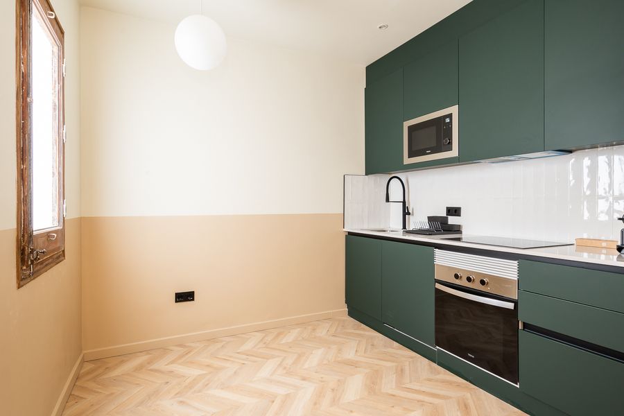3-Bedroom 1-Bathroom Apartment - 214