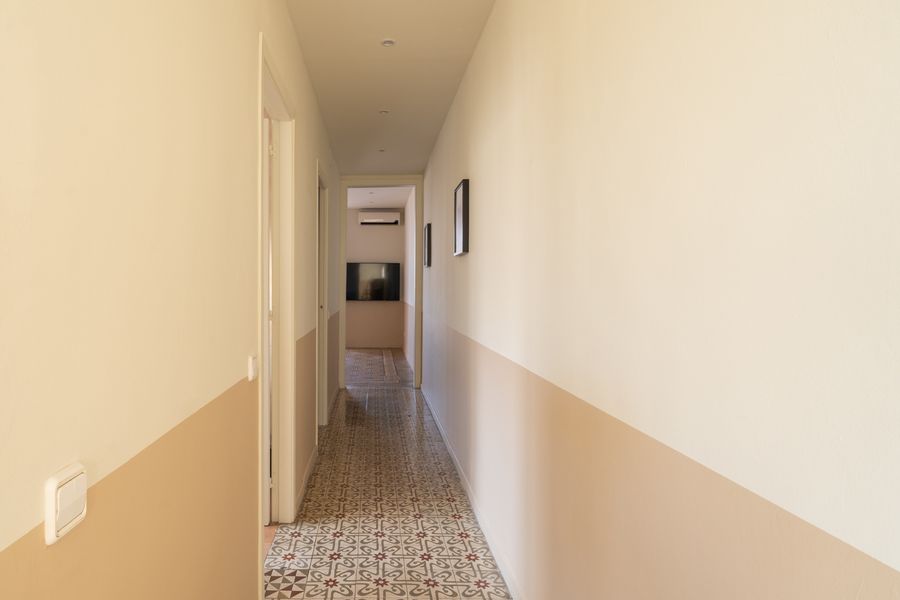 1-Bedroom Penthouse with Terrace - 516