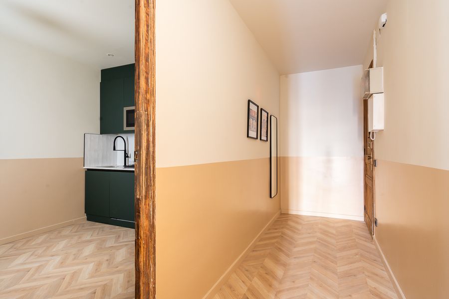 3-Bedroom 1-Bathroom Apartment - 214