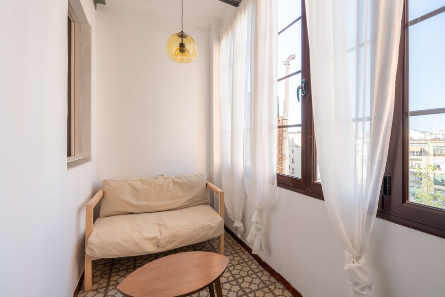 1-Bedroom Penthouse with Terrace - 516