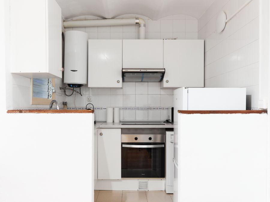 2-Bedroom 1-Bathroom Penthouse with Terrace - ENT21