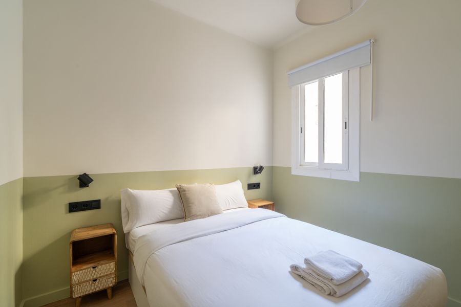 1-Bedroom Penthouse with Terrace - 526
