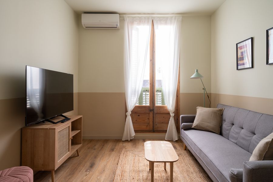 2-Bedroom 1-Bathroom Apartment - 526