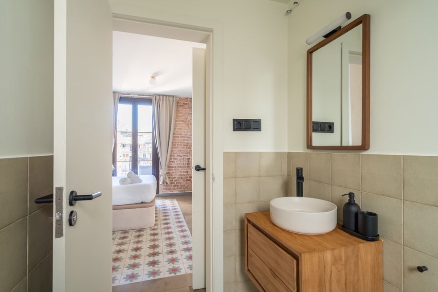 2-Bedroom 2-Bathroom Apartment - 435