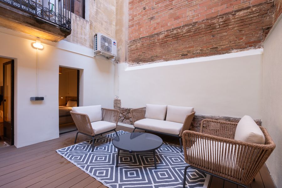 1-Bedroom Apartment with Terrace - PB10