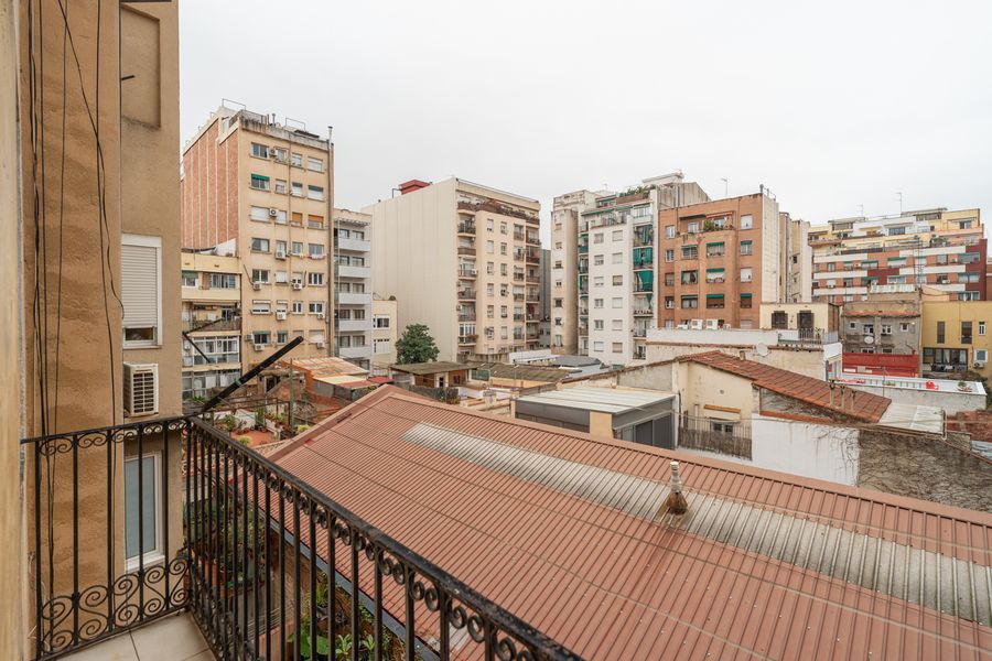 3-Bedroom 2-Bathroom Apartment - 244