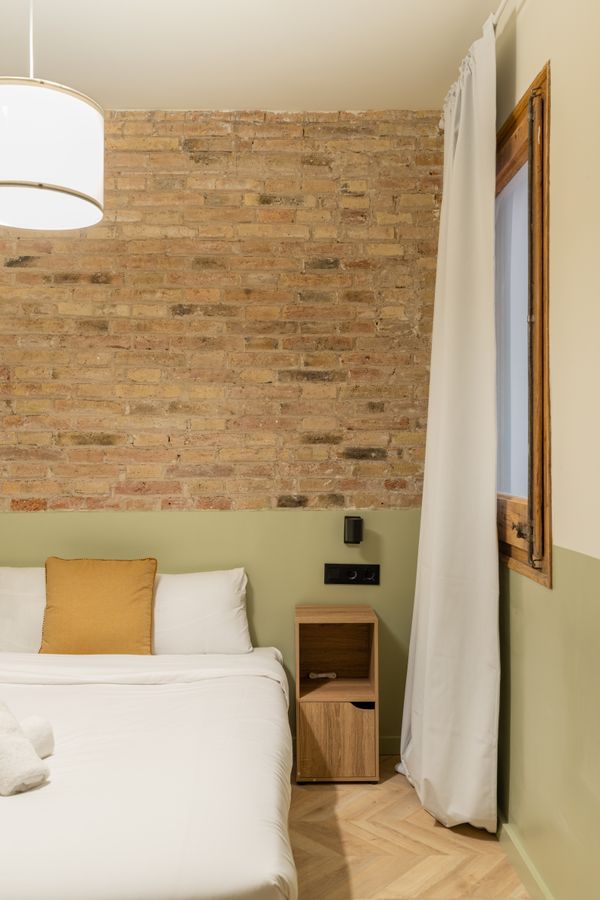 3-Bedroom 3-Bathroom Apartment - PRAL21