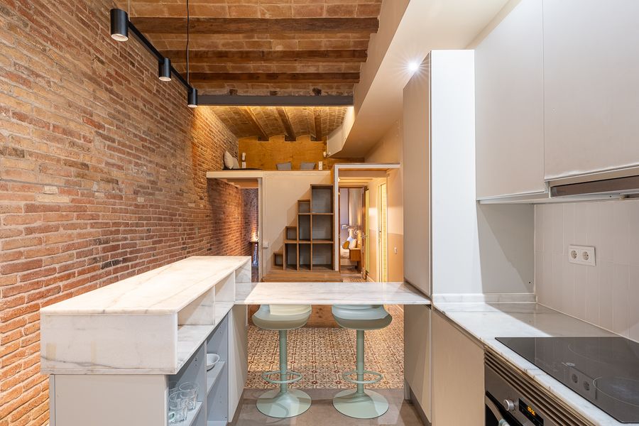 3 Bedroom 2 Bathroom Apartment with Private Terrace - PRAL11
