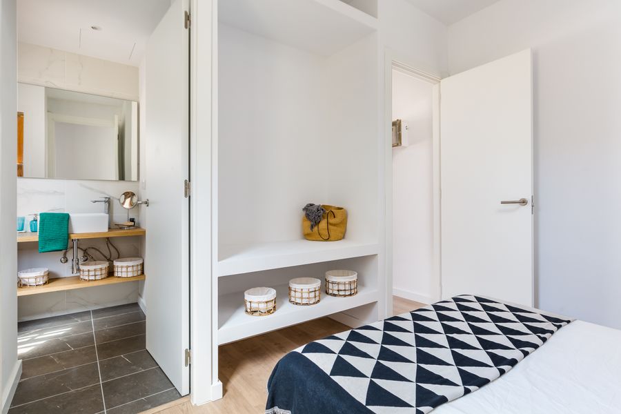1-Bedroom Penthouse with Terrace - 516