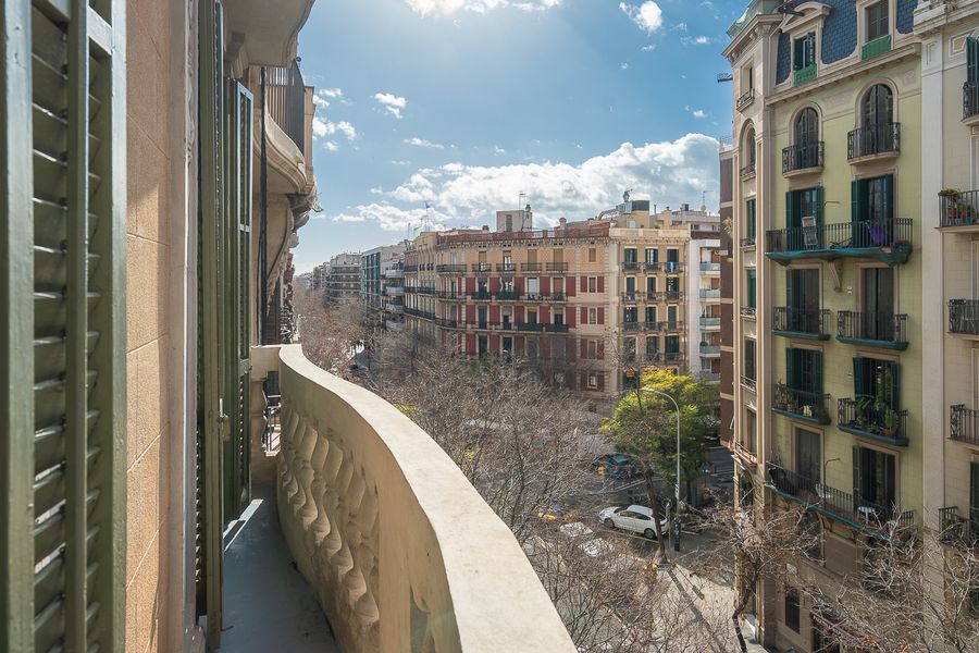 2-Bedroom 1-Bathroom Apartment - 122