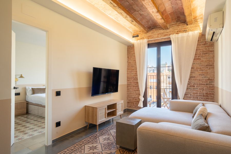2-Bedroom 2-Bathroom Apartment - 435