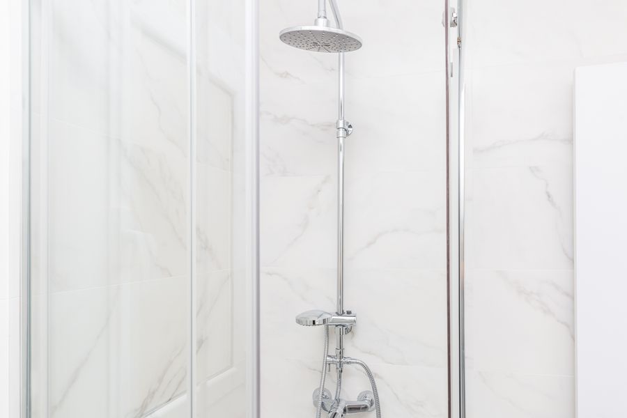 2-Bedroom 1-Bathroom Penthouse with Terrace - 517