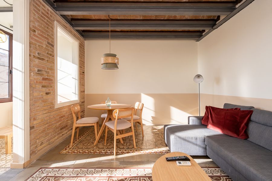 1-Bedroom Penthouse with Terrace - 526
