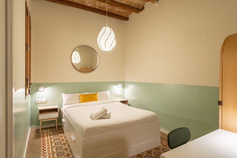3 Bedroom 2 Bathroom Apartment with Private Terrace - PRAL11