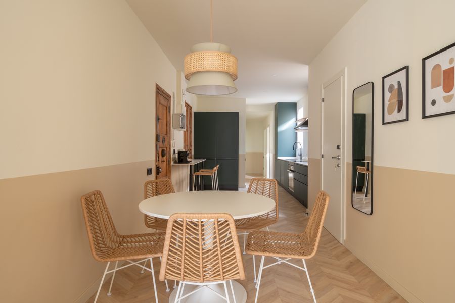 Essential Single Room with Shared Bathroom and Balcony - 42A5